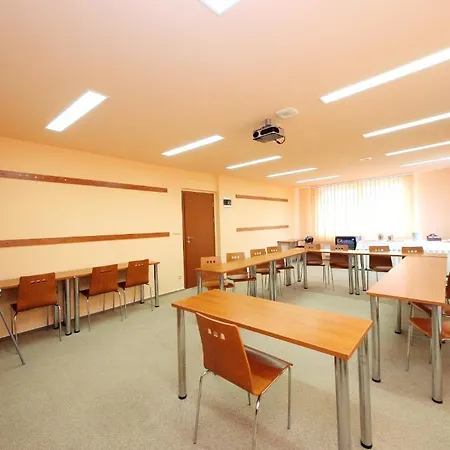 Hotel S-centrum Benesov (Central Bohemian)