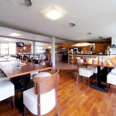 Hotel S-centrum Benesov (Central Bohemian)