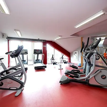S-centrum Hotel 3*