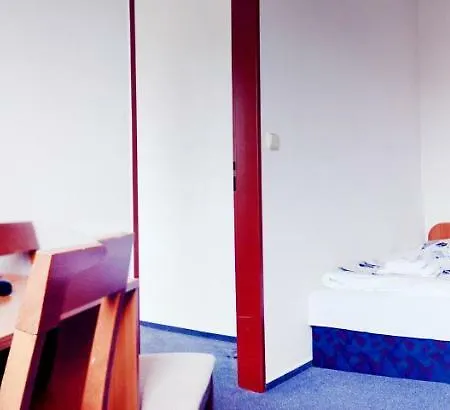 Hotel S-centrum 3*
