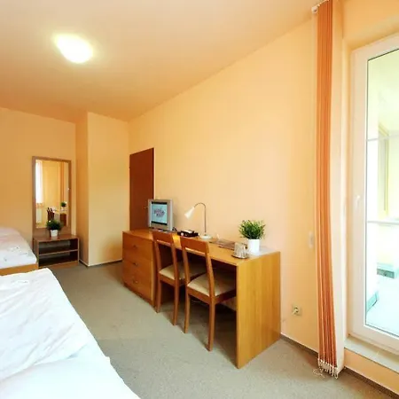 Hotel S-centrum Benesov (Central Bohemian)