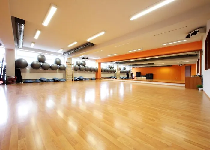 S-centrum 3*