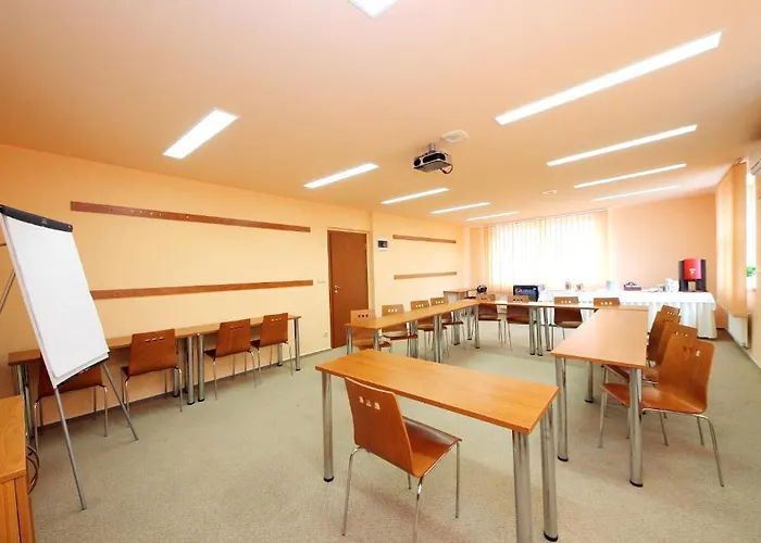 Ξενοδοχείο S-centrum Benesov (Central Bohemian)